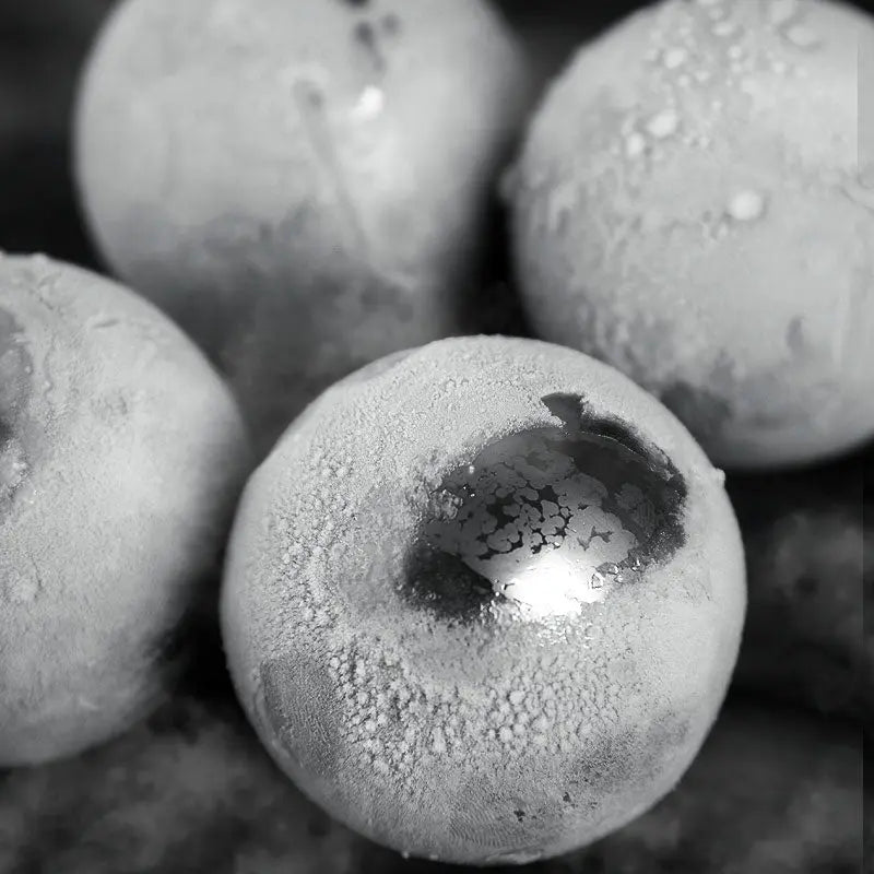 Stainless steel chilling ball for whiskey and cocktails