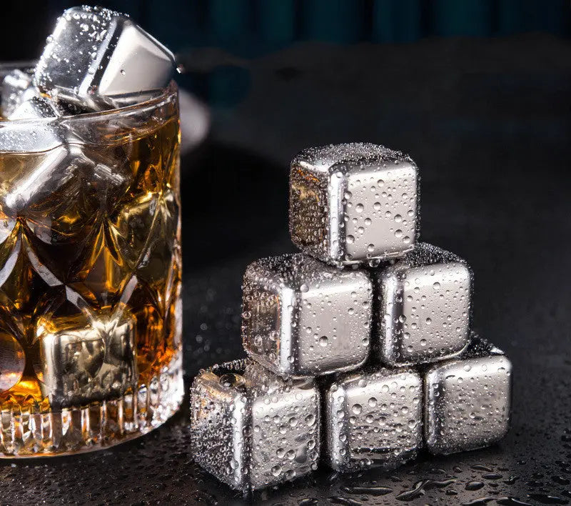 Stainless steel whiskey stones ice cube set