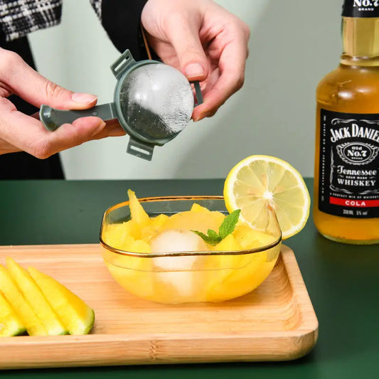 Whiskey round ice ball mold and silicone ice tray
